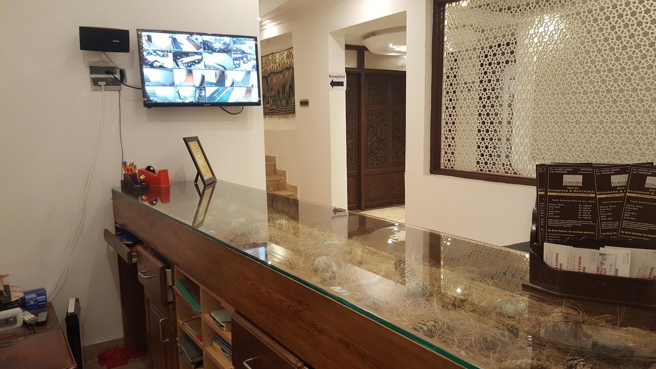 Standard Hotel And Resturant Srinagar  Exterior photo